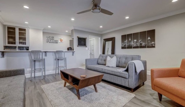 Peachtree Center Condo in Downtown w/Balcony