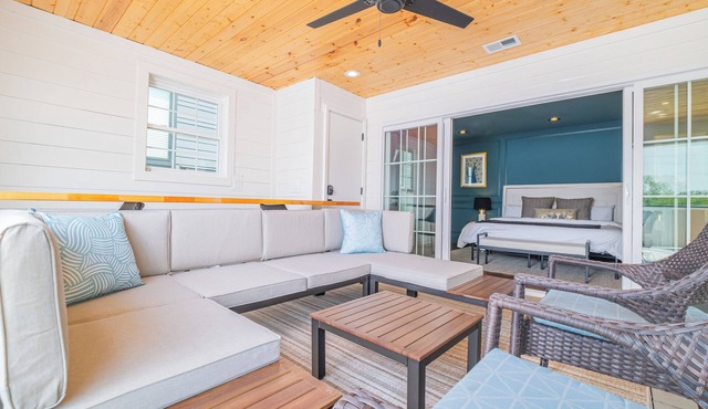 Peacock's Perch| Broadway 2mi| Rooftop HotTub -B