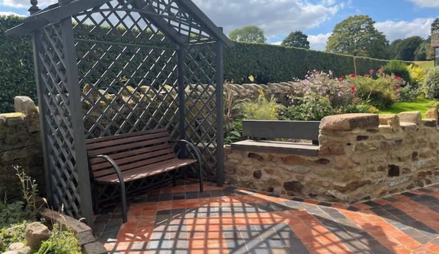 PEAK DISTRICT COUNTRY FARMHOUSE