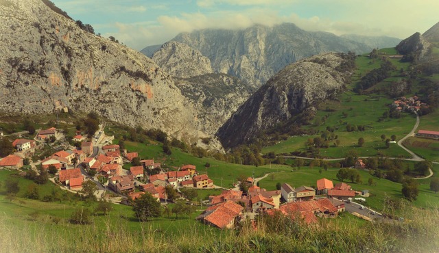 Peaks of Europe. Bejes 20 km of Potes