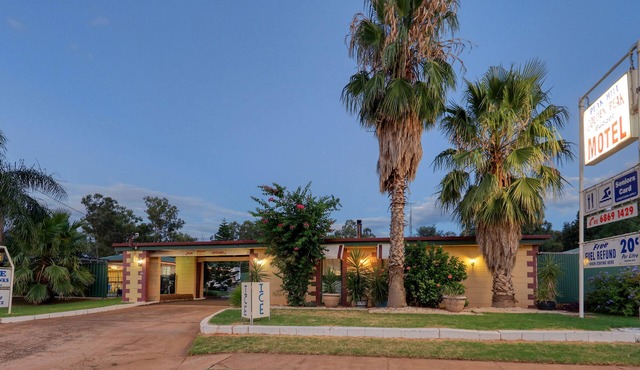 Peak Hill Golden Peak Budget Motel