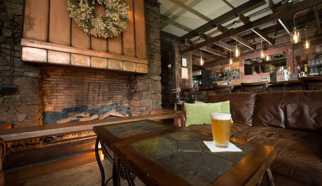 Peaks of Otter Lodge