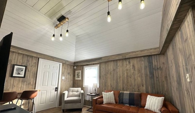 Peak’s Paradise Apartment 2