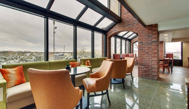 Pear Tree Inn St. Louis Arnold