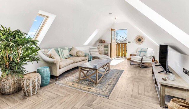 Pear Tree Loft Summar