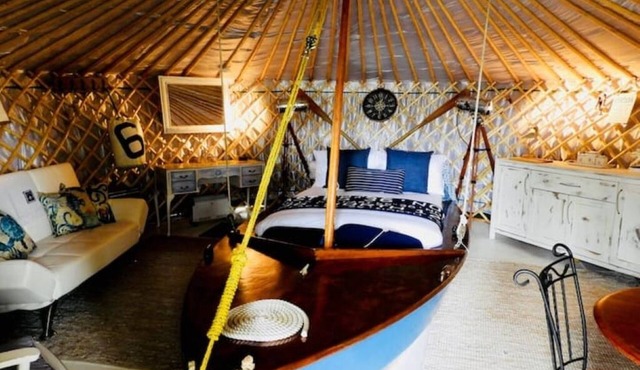 ‘PEARL’ a luxury waterside yurt with harbour views