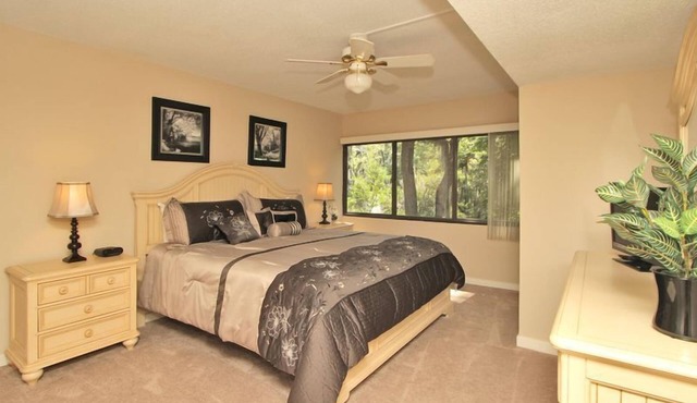 PEARL IN THE PALMS - SLEEPS 6,FREE BIKES, FREE WI-FI, POOL, TENNIS, GOLF & MORE