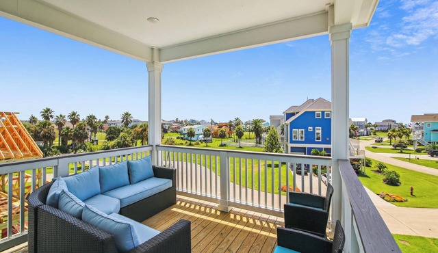 Pearl of the Sea by Ryson Vacation Rentals