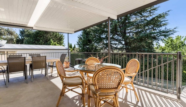 Pearl on Piggott - Modern Family Home in Blayney