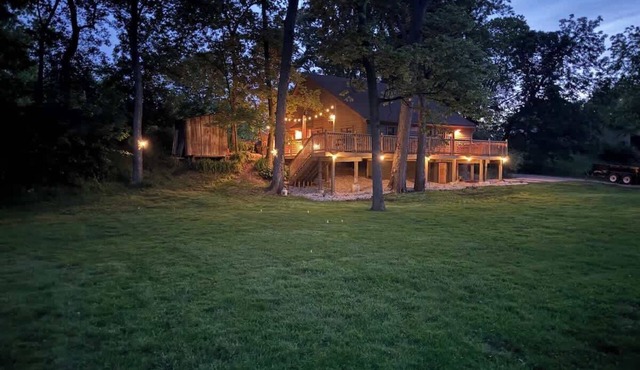 Pearl’s Place- a Creekside Cabin