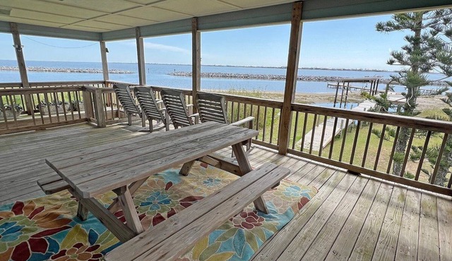 Pearly Whites - Fishing Pier - Island Realty