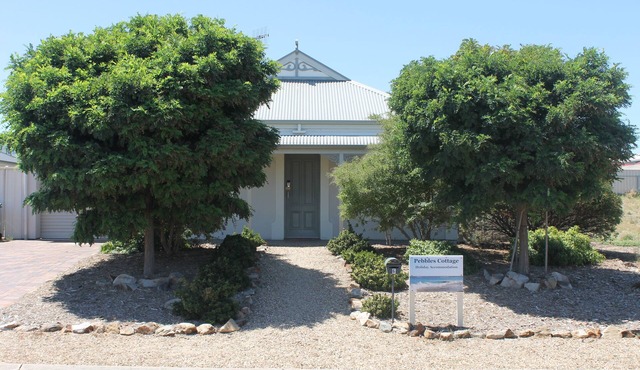 Pebbles Cottage in Normanville