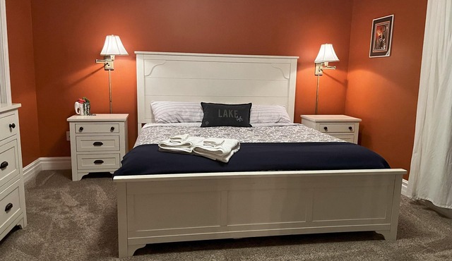 PEC Lakeside Cottage | Hot Tub, Modern Comforts & Year-Round Escape