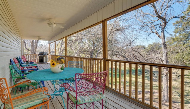 'Pecan Creek Haus' Lake LBJ Retreat w/Boat Dock!