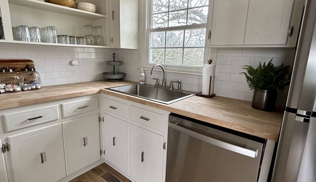 Pecan orchard country hideaway, convenient to Thomasville & Tallahassee