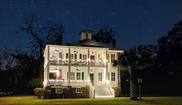Pecan Point - Sleeps 10 - Stunning Lowcountry home!