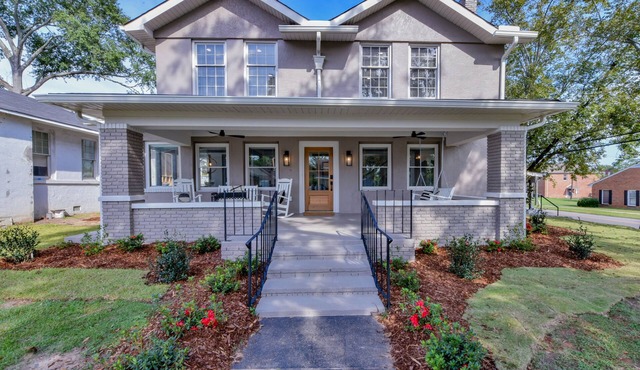 Pecan - walk to the Stadium! Firepits, grills and more!