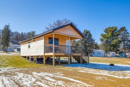 Pecatonica River Cabin about 9 Mi to Yellowstone Lake