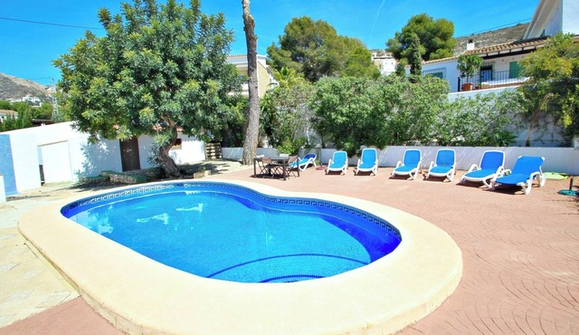 Pedro 6 - holiday home with pool in El Portet