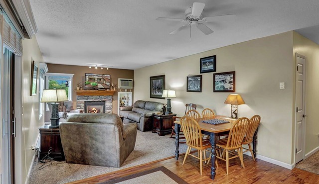 Peek'n Peak 2 Bedroom Condo, Ground Floor