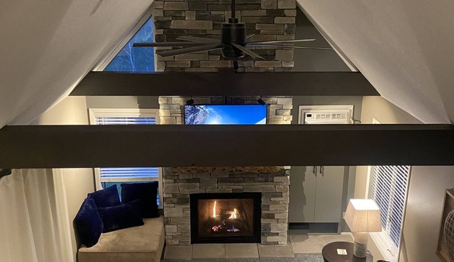 Peek' n Peak Resort and Spa Condo, less than 100 yards from the slopes