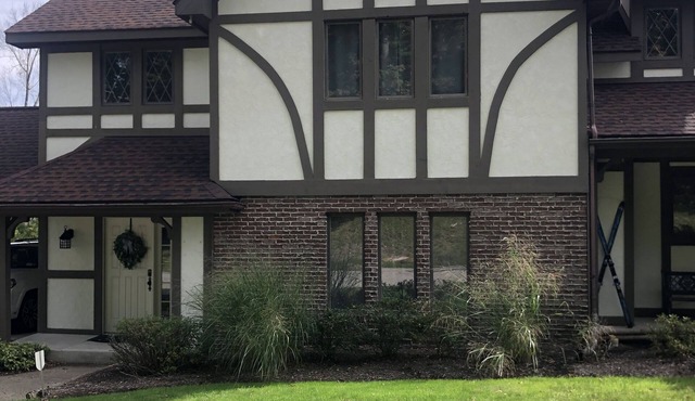 Peek'n Peak Ski in/Ski out Slope side. Enjoy all seasons.Golf across the street.