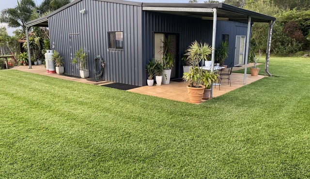 Pegasus Horse Park farm stay is a rural retreat close to the beach.