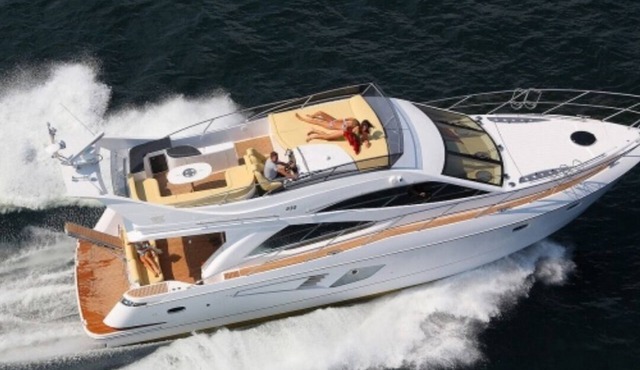 Pegasus II yacht in Barcelona