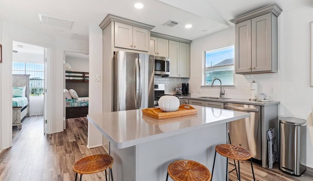 Peggy's Hideaway by Ryson Vacation Rentals