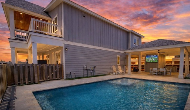 PEL607 After Dune Delight, Private Heated Pool, Parking for 5