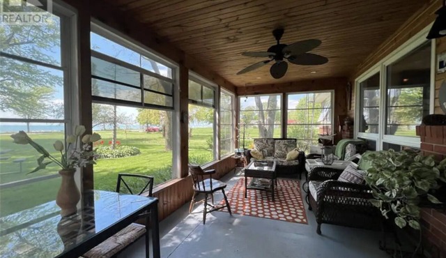 Pelee Island Escape - Waterfront Sunset Views
