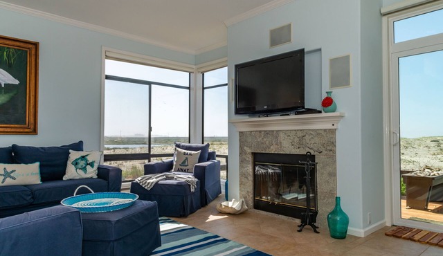 Pelican 54: Relax with an ocean view.