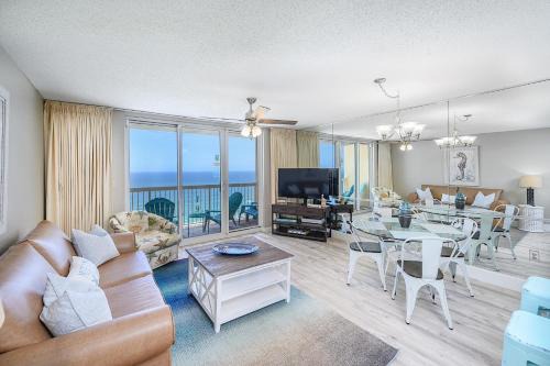 Pelican Beach Resort 2006