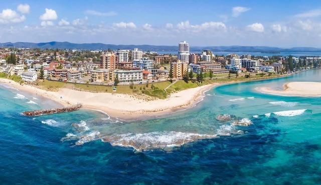 Pelican House Heated Pool Kayaks Boat Ramp