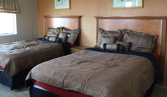 Pelican Inn and Suites