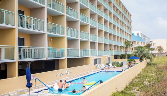 Pelican Isle by Southern Vacation Rentals