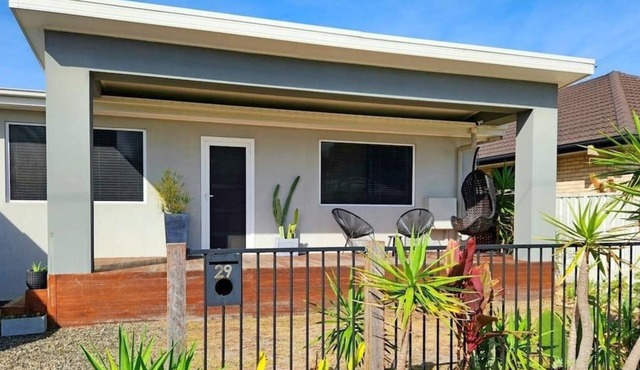 Pelican Lake Retreat - close to lake and beach