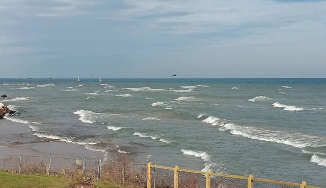 Pelican Point - Private Retreat - just 4 miles to downtown Sheboygann