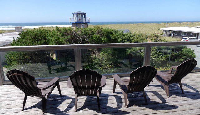 Pelican Point: Spacious Ocean View Home in Manzanita (MCA #200)