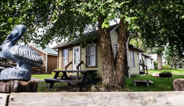 Pelican Point with Kayaks, Bikes, and Fire Pit