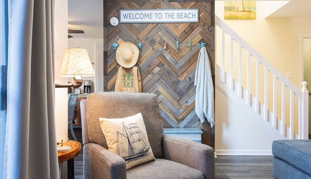 Pelican's Nook/King Bed/Community Pool-Tennis-PB