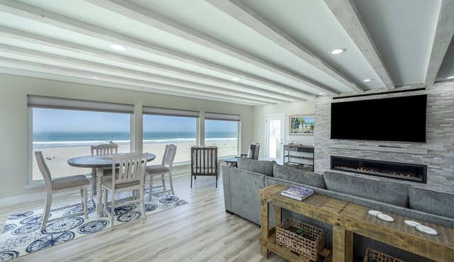 Pelican's Place-New, modern luxury oceanfront.