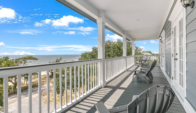 Pelican View Beach House - Private Beach!