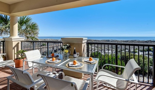 Pelican Watch - Hosted by Moore AI Rentals