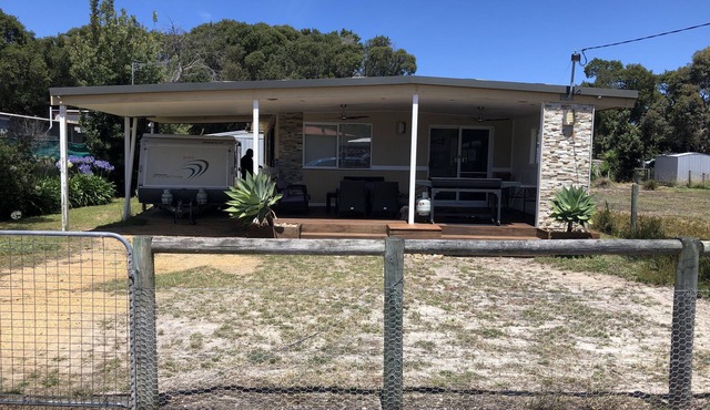 PeliCann Sands Beach House - Loch Sport