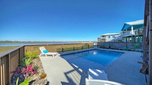 Pelicans Porch by AvantStay Private Pool Views