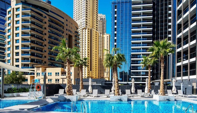 Pelicanstay - Full Marina and Pool View