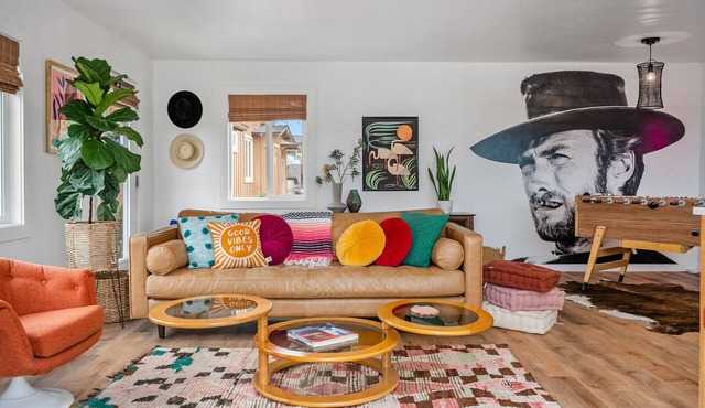Pelletiere Estate’s Eastwood Casita -Romantic, Bright, Happy-Fast WIFI-Views! ☮️💚