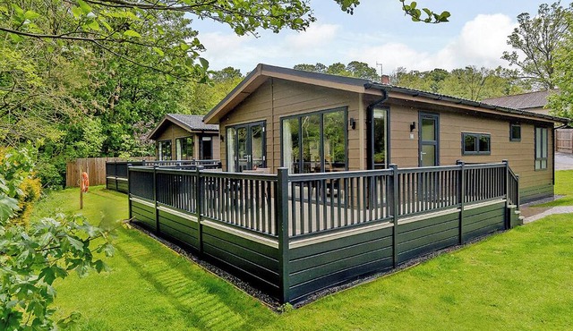 Pemberley Watersedge Lodge