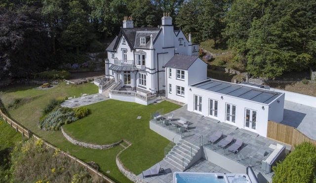 Penally Manor - Luxurious Manor House - Tenby